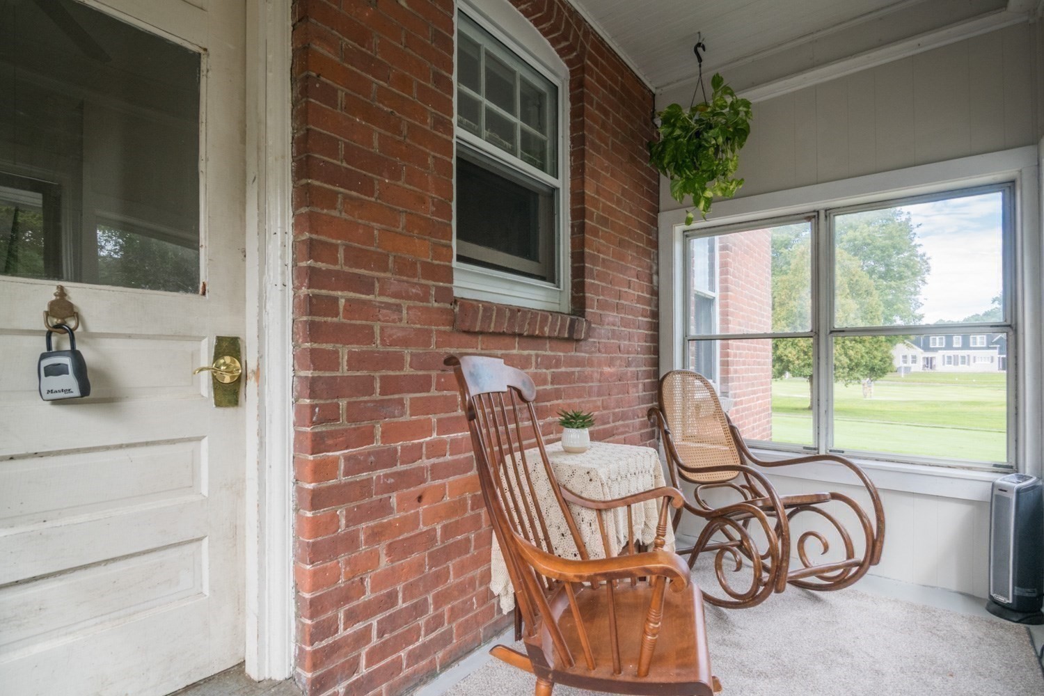 46 Walnut Street Property Photo 21
