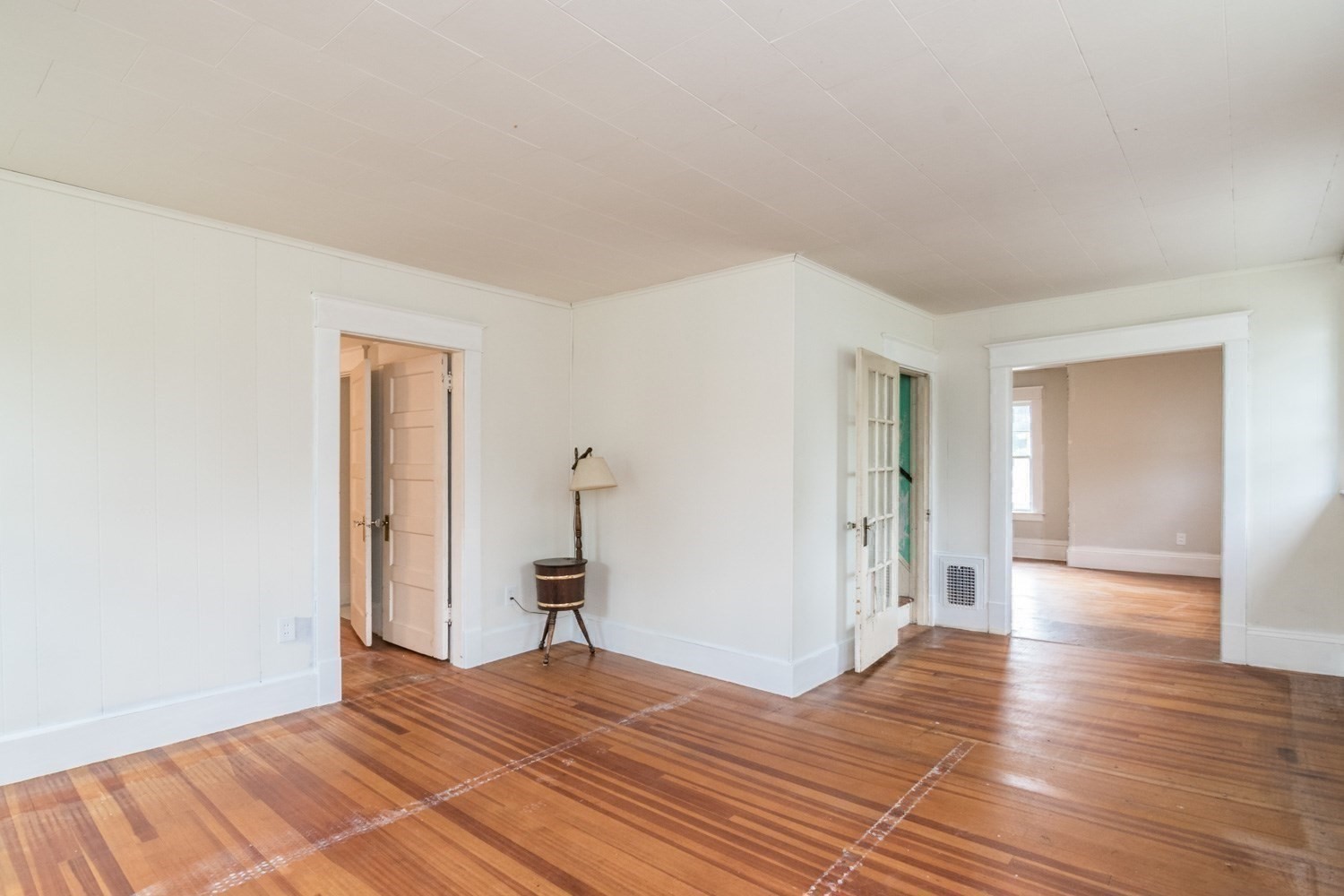 46 Walnut Street Property Photo 30
