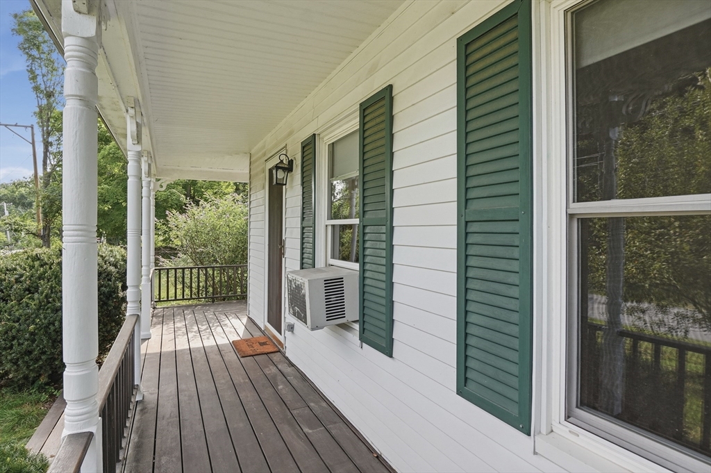 14 Carr Street Property Photo 3