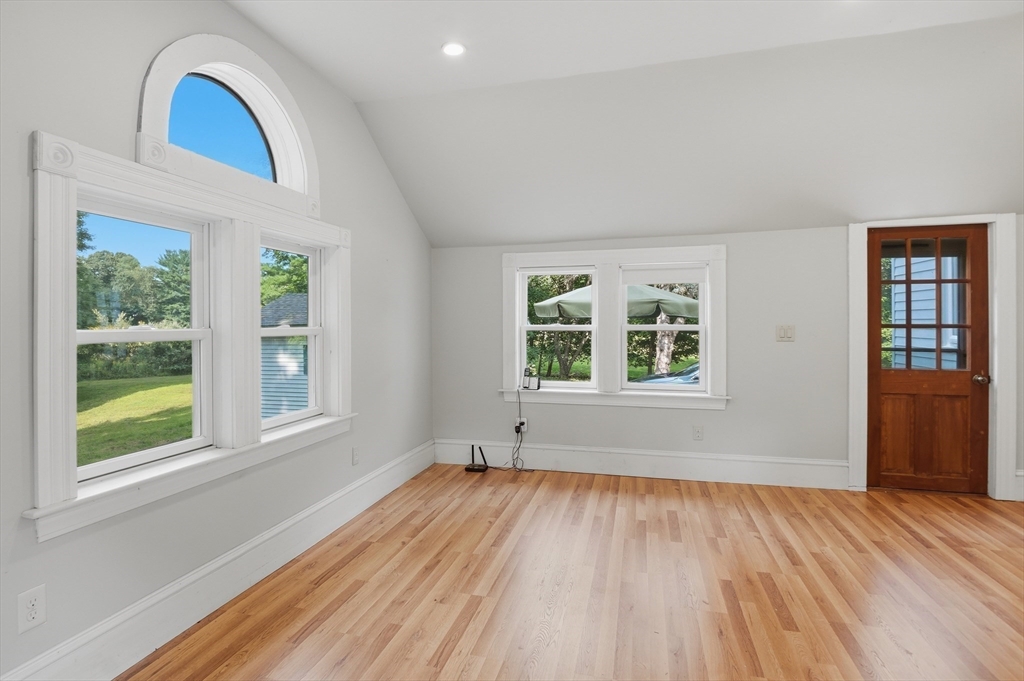 14 Carr Street Property Photo 7