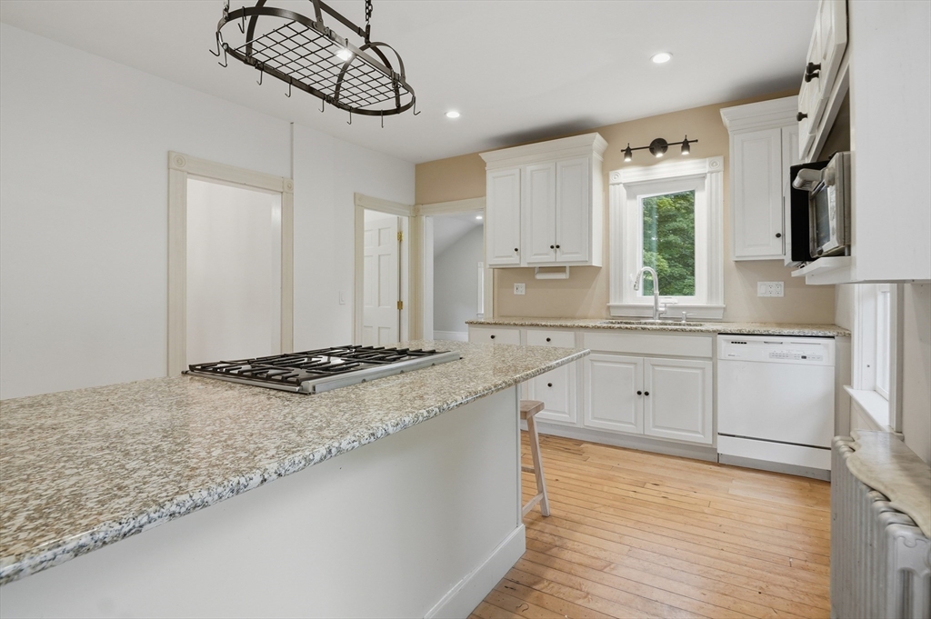 14 Carr Street Property Photo 10