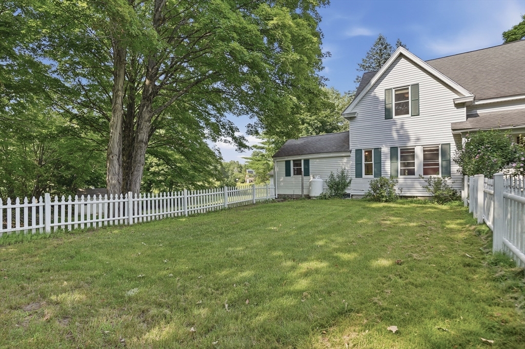 14 Carr Street Property Photo 28