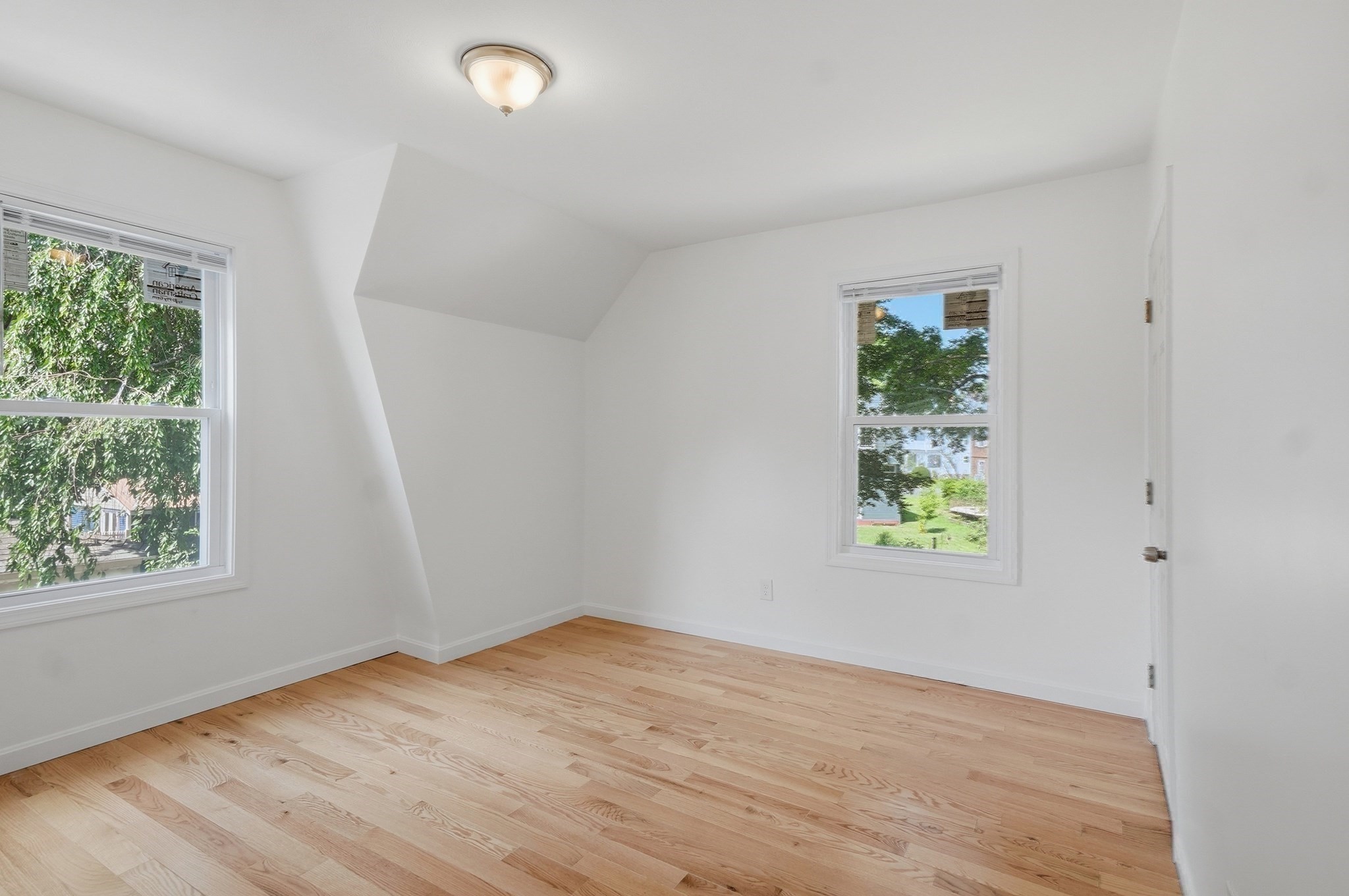 46 Sheridan St Property Photo 22