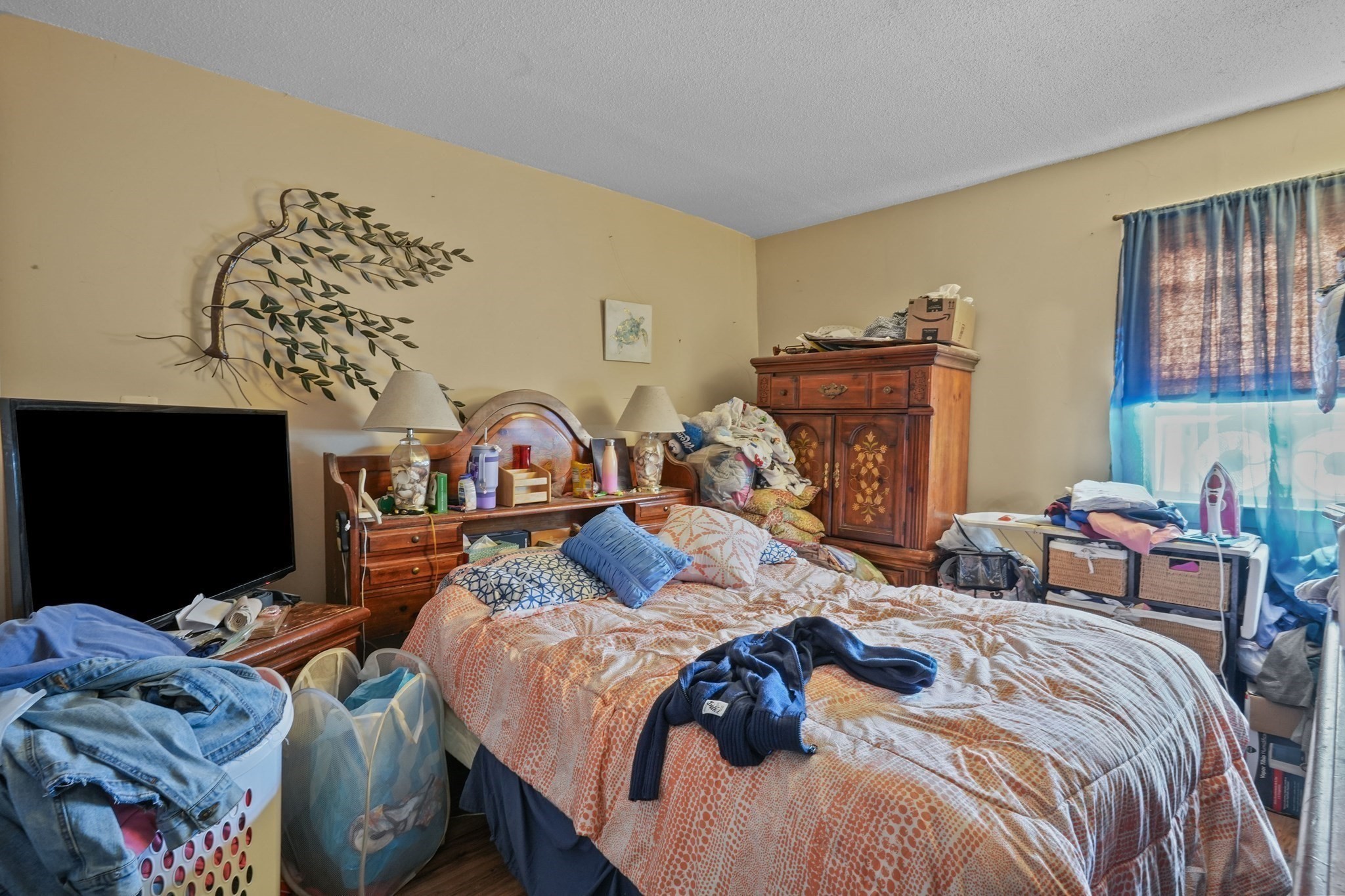 1792 Pleasant St Property Photo 6