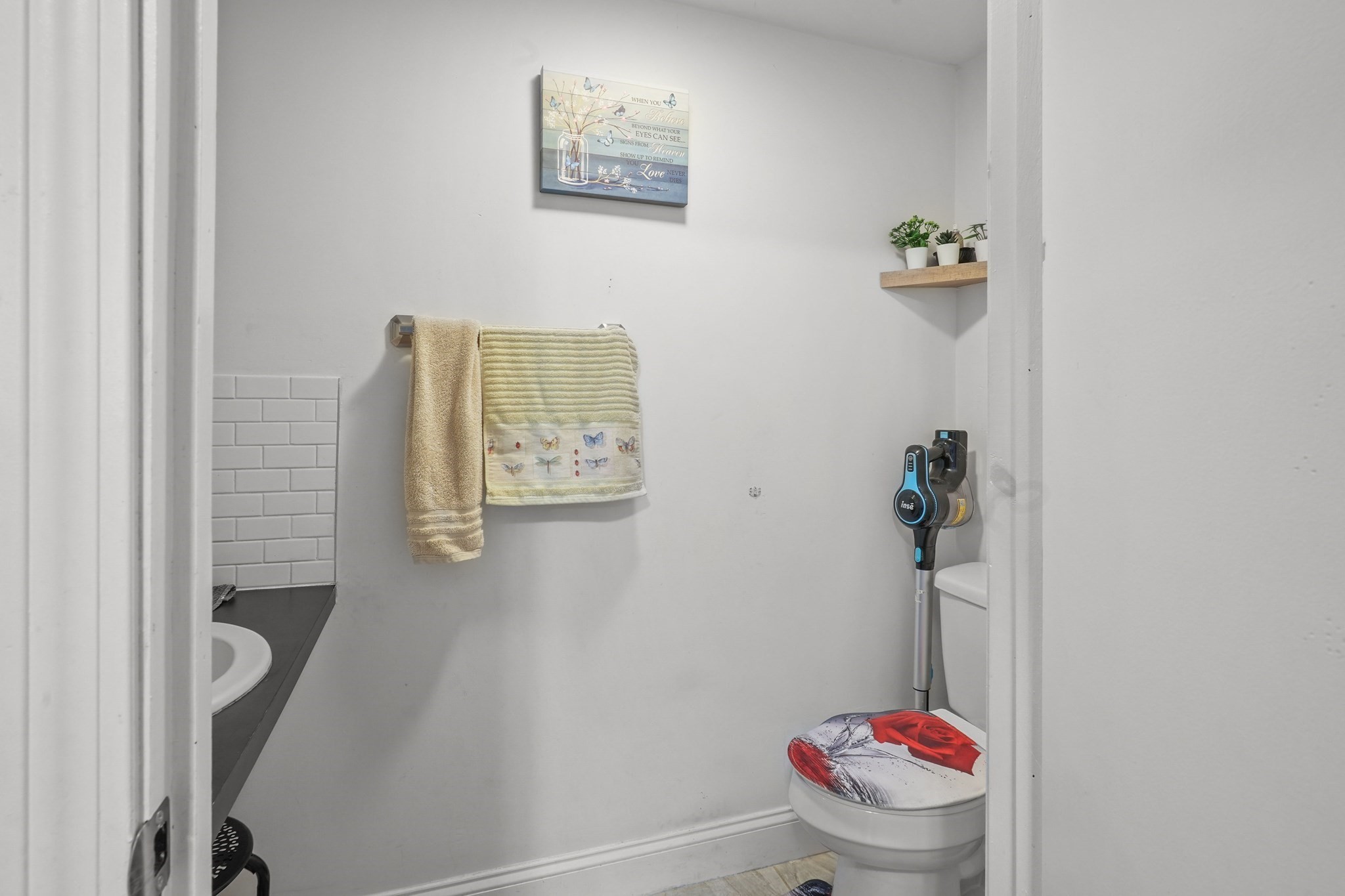 1792 Pleasant St Property Photo 12