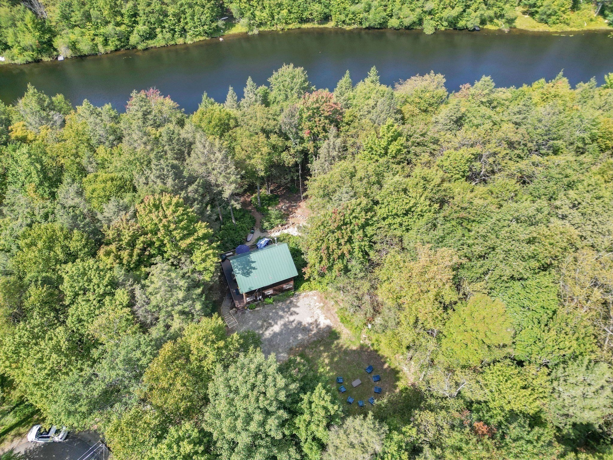 136 E Otter Dr Property Photo 3