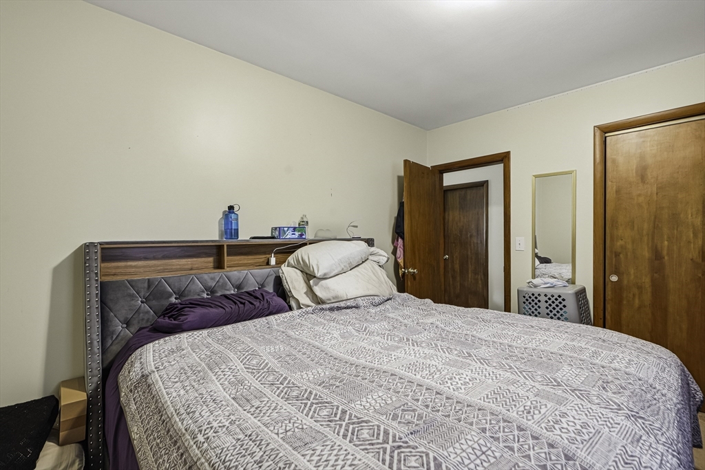 90 Glenview Property Photo 20