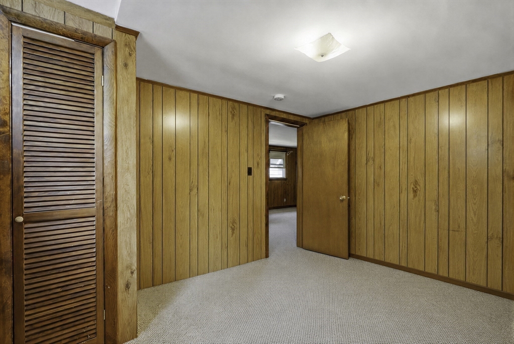 90 Glenview Property Photo 25