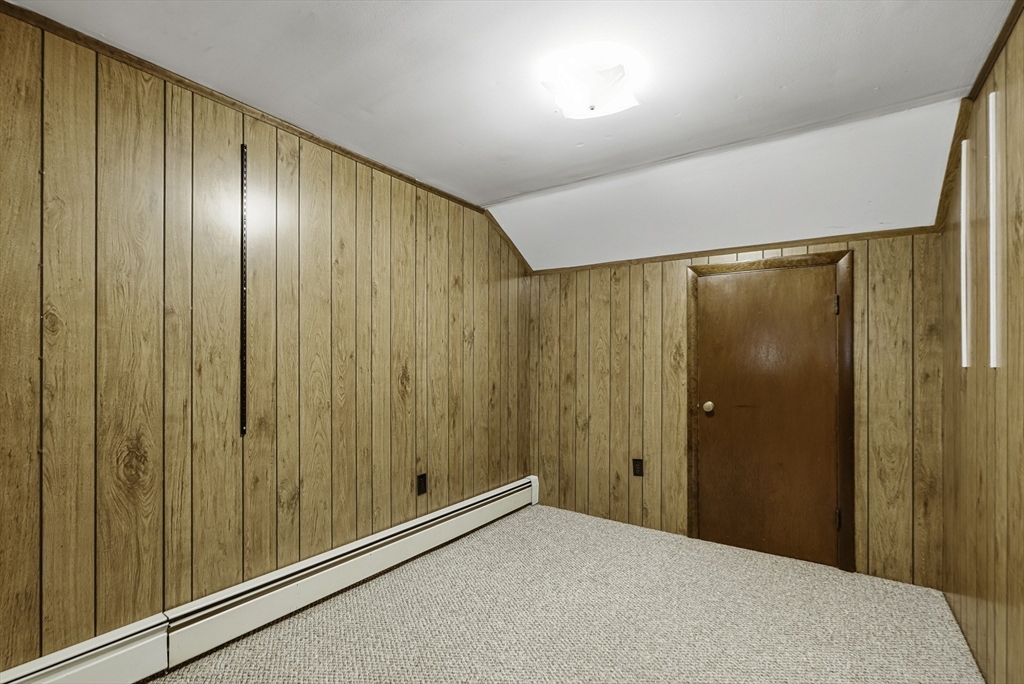 90 Glenview Property Photo 26