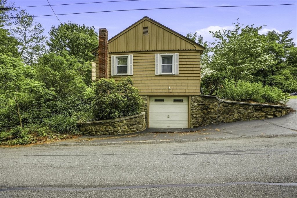 90 Glenview Property Photo 28