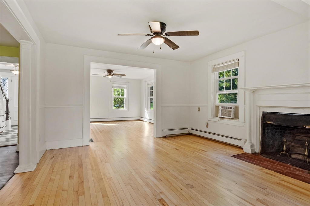 48 Central St Property Photo 19