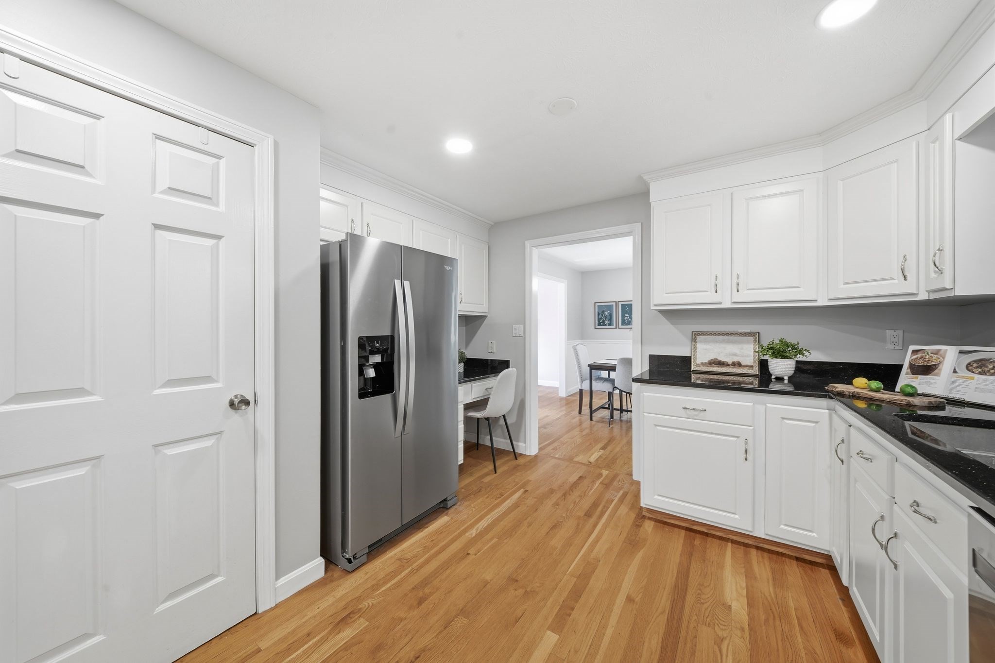 27 Stonegate Rd # 27 Property Photo 18