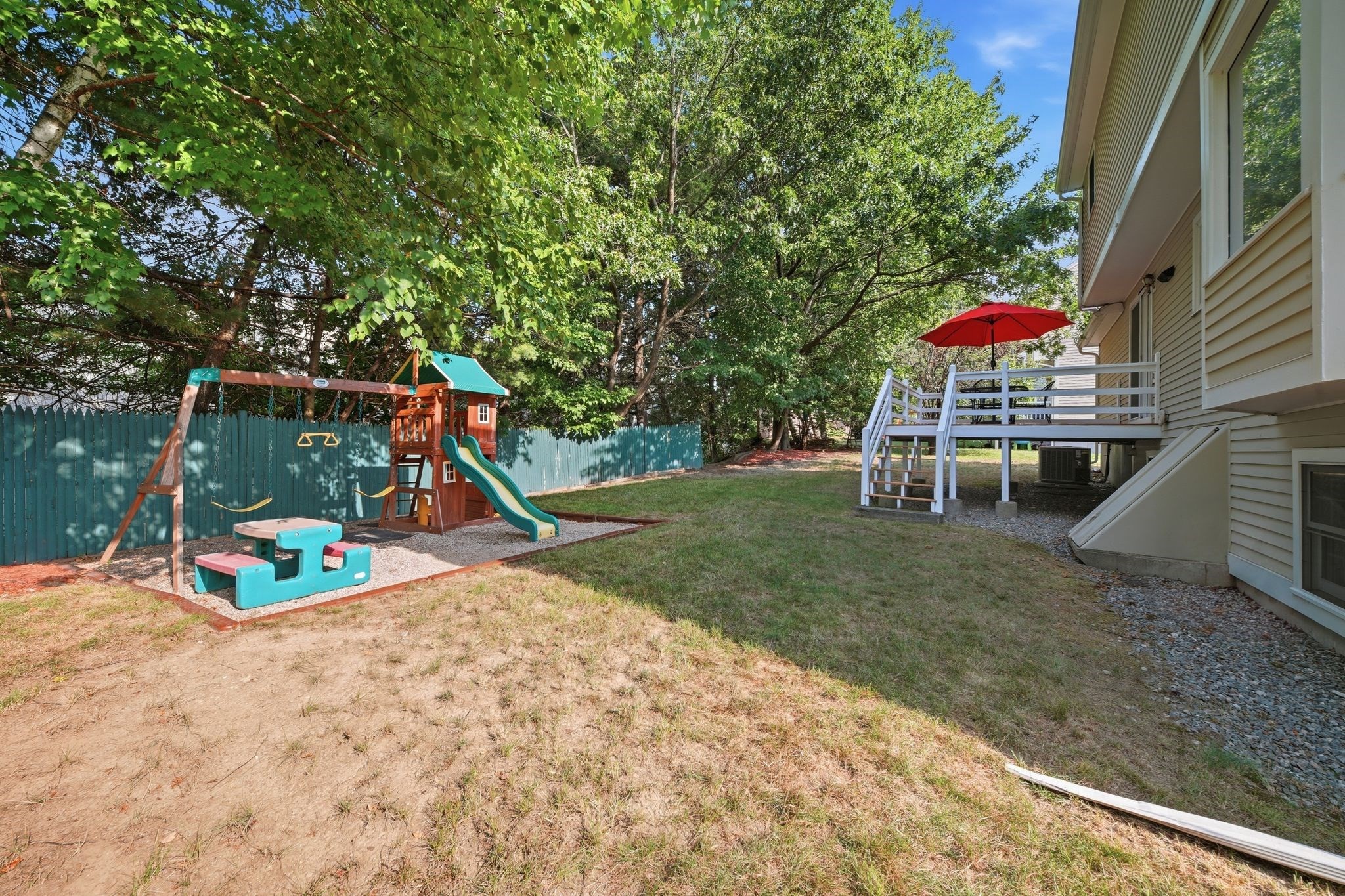 27 Stonegate Rd # 27 Property Photo 38