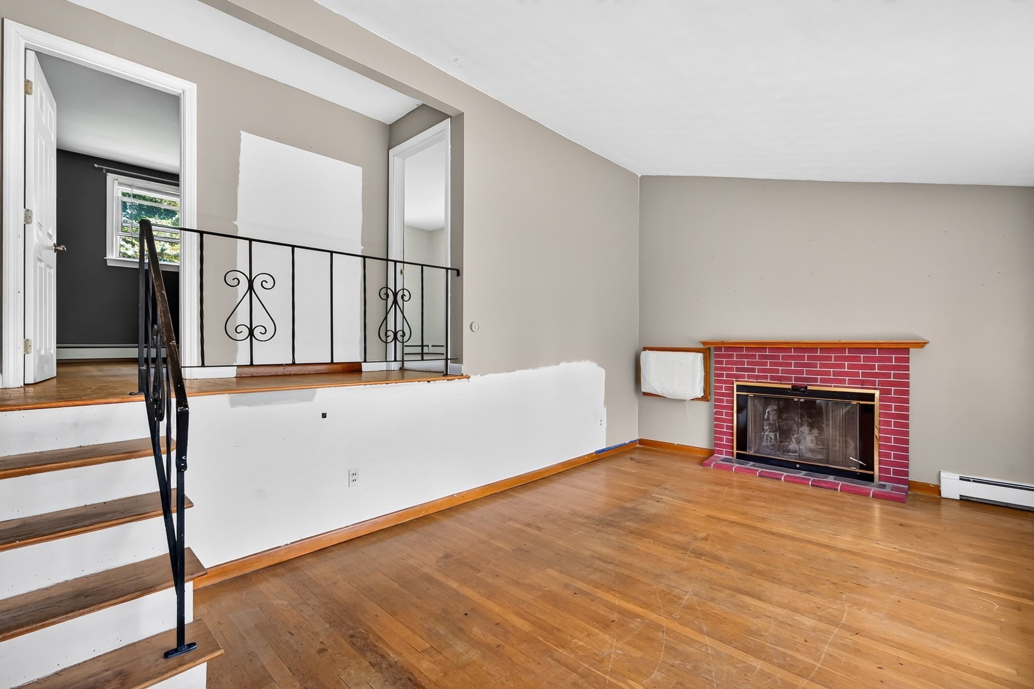 65 Taft Ave Property Photo 3