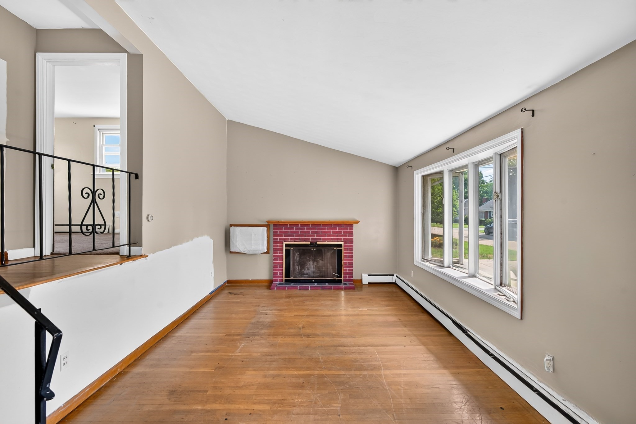 65 Taft Ave Property Photo 4