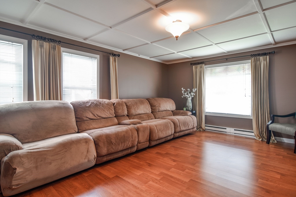 179 Chestnut Street Property Photo 2