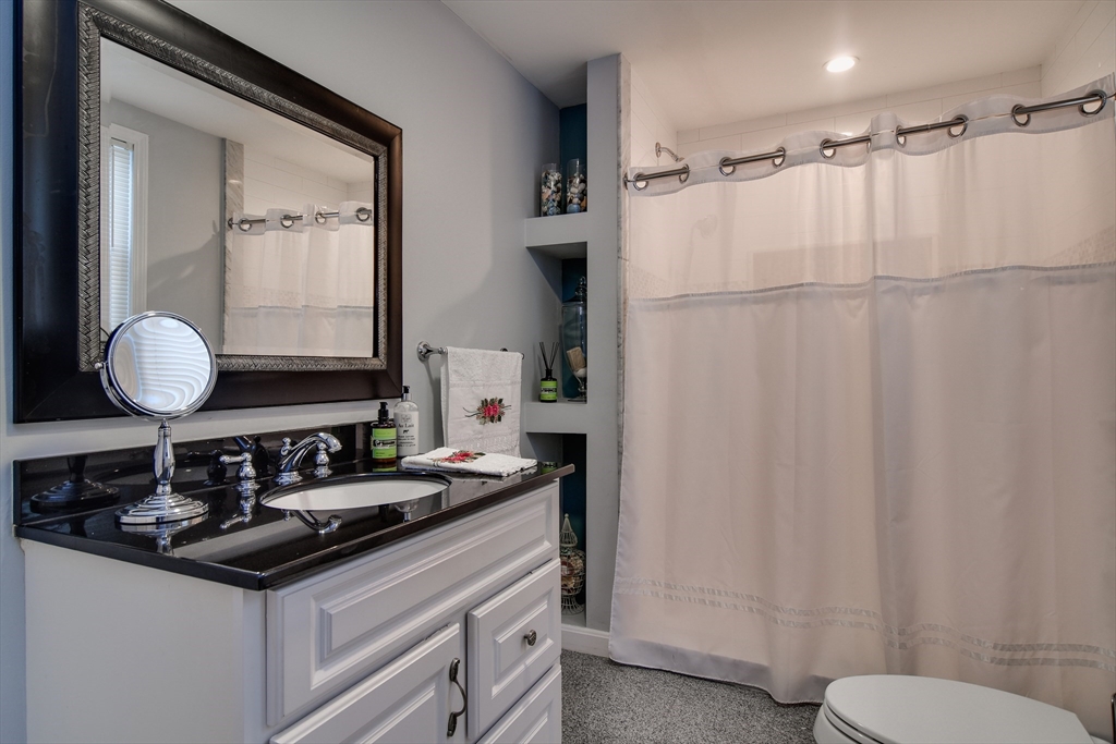 179 Chestnut Street Property Photo 16