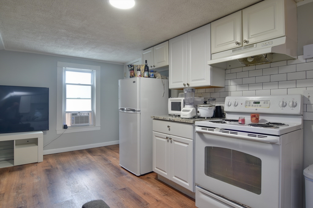 179 Chestnut Street Property Photo 33