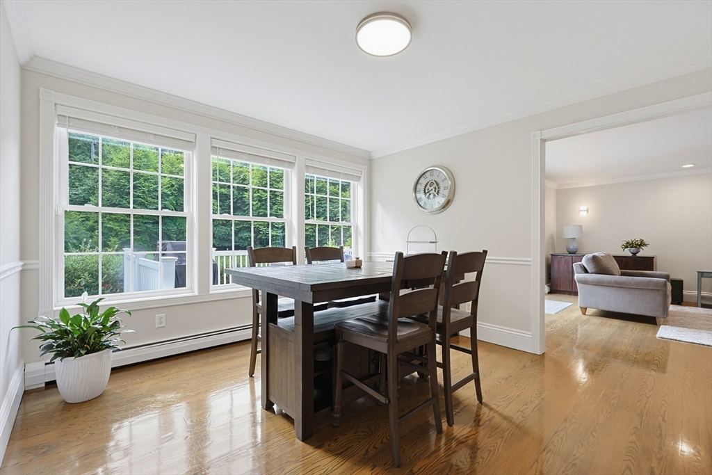 176 Spring St Property Photo 7