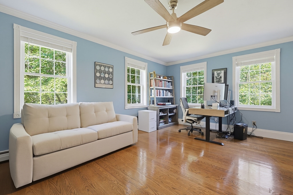 176 Spring St Property Photo 10