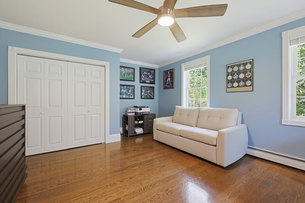 176 Spring St Property Photo 11