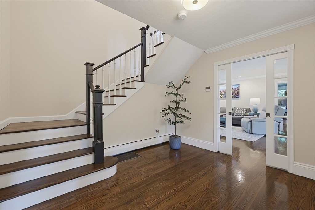 176 Spring St Property Photo 12