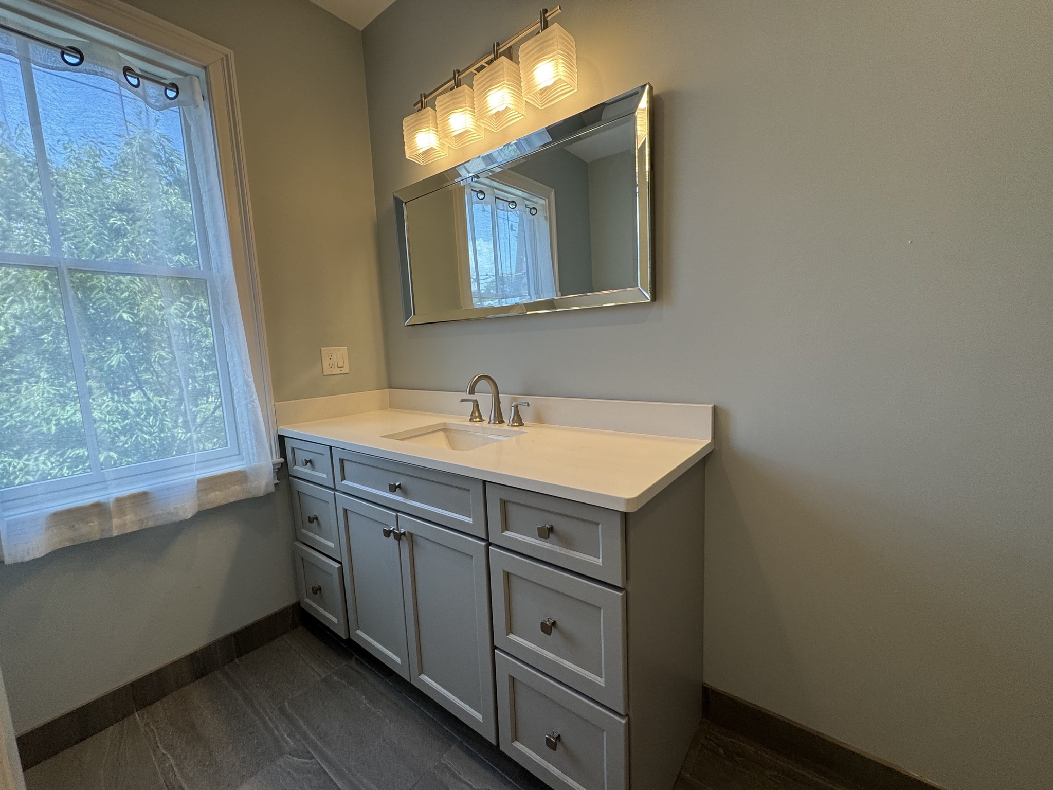 17 Porter St U:1 Property Photo 14