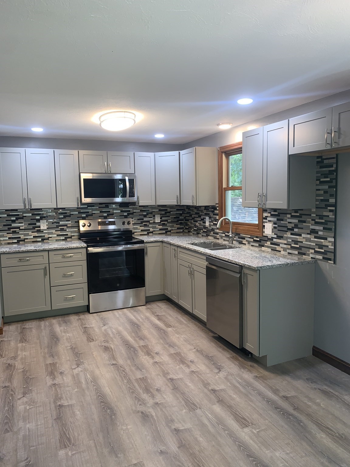 84 Catherine Street Property Photo 3