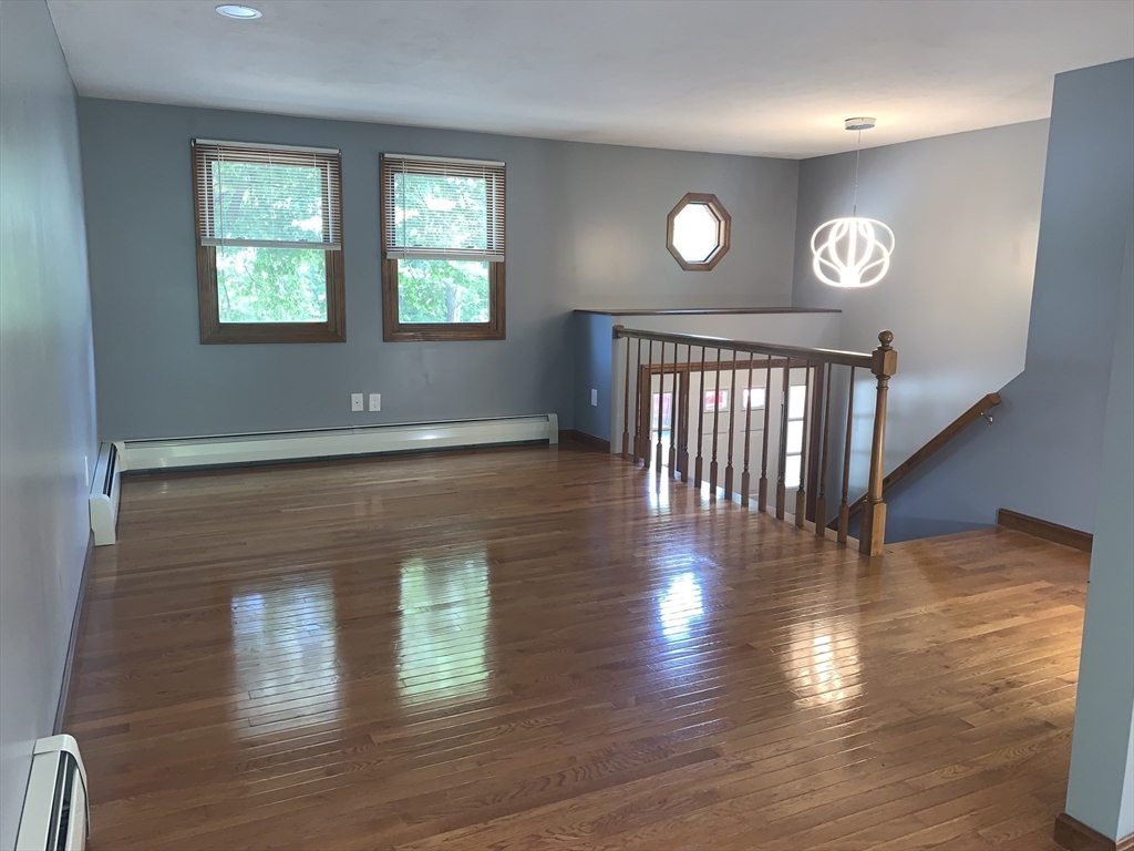 84 Catherine Street Property Photo 5