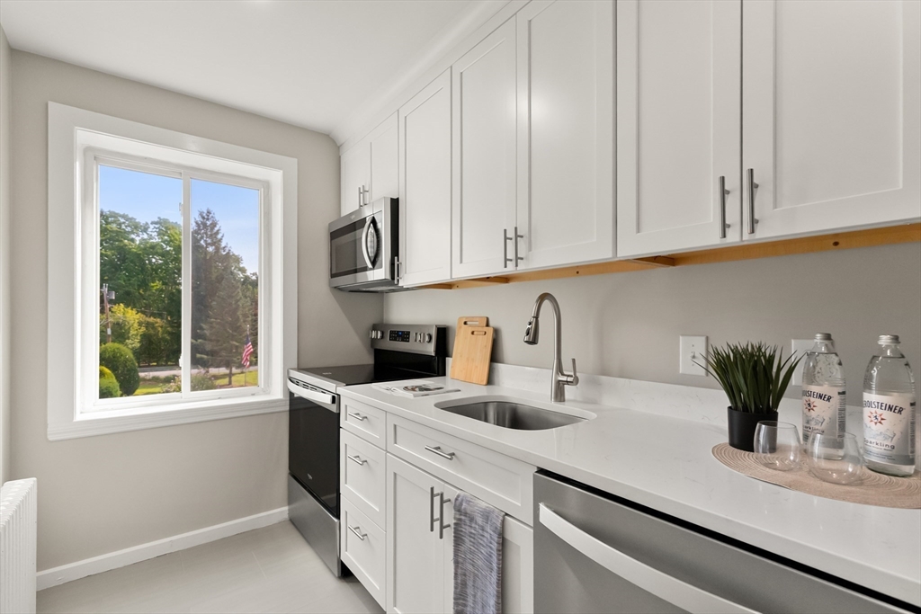 125 Pleasant St # 201 Property Photo 11