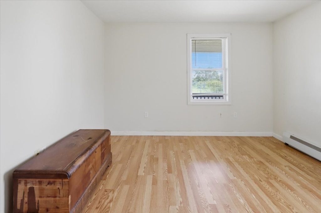 1033 Rodman St Property Photo 22