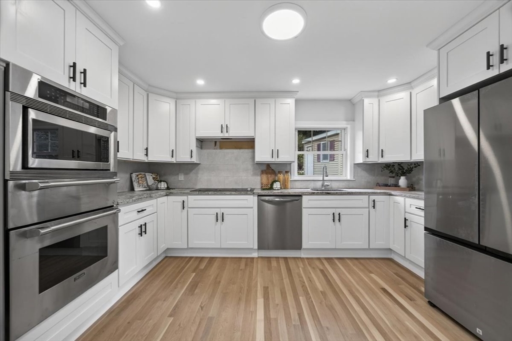 6 Hillside Ave Property Photo 1