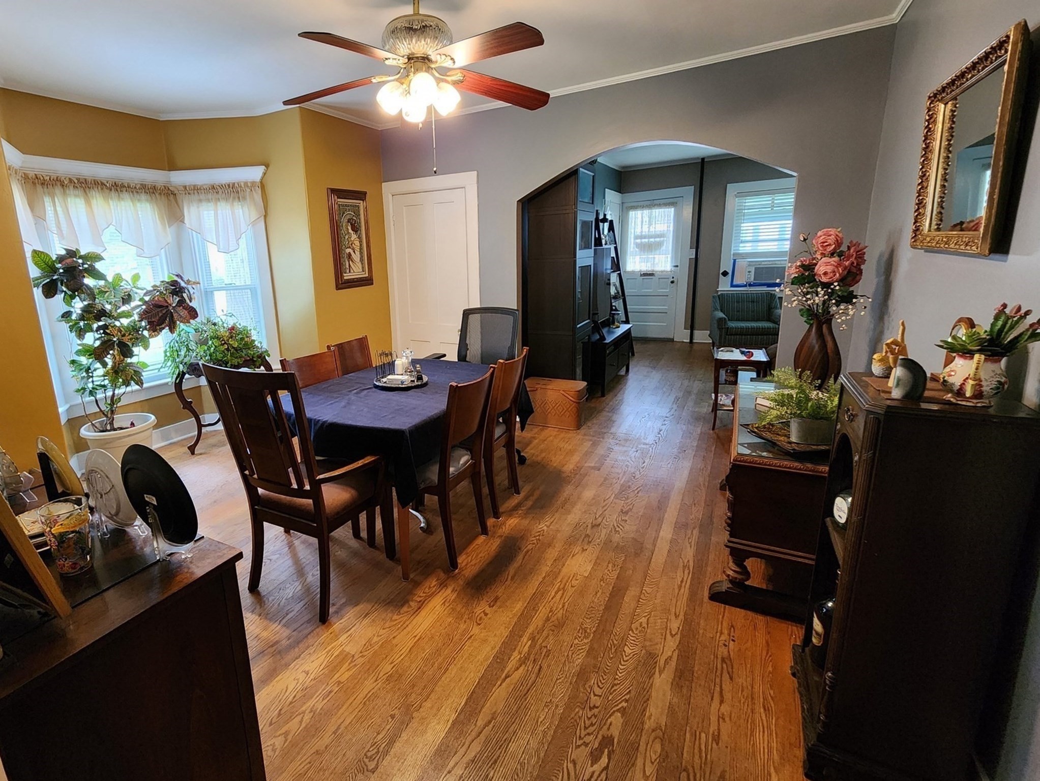 1009 Maple Street Property Photo 9
