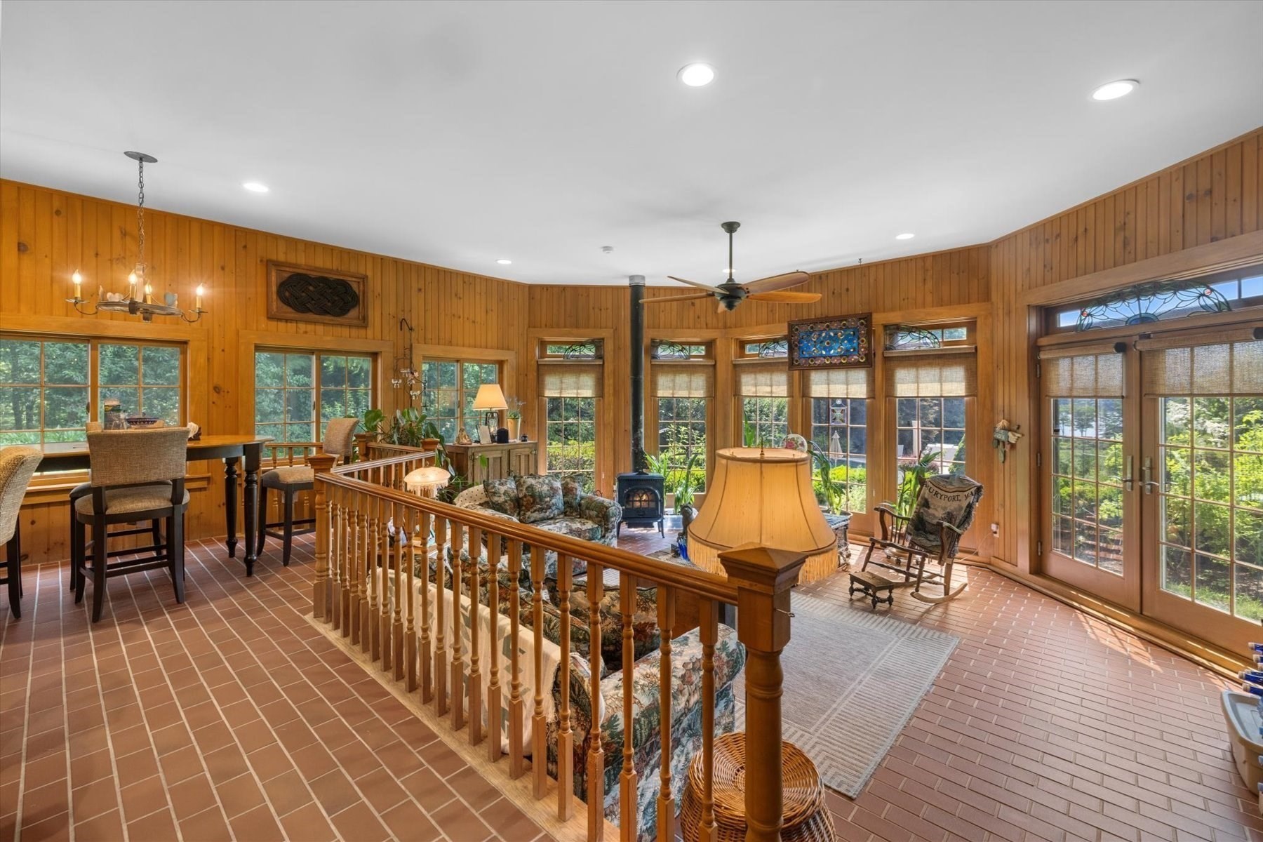 112 Farm Rd Property Photo 7