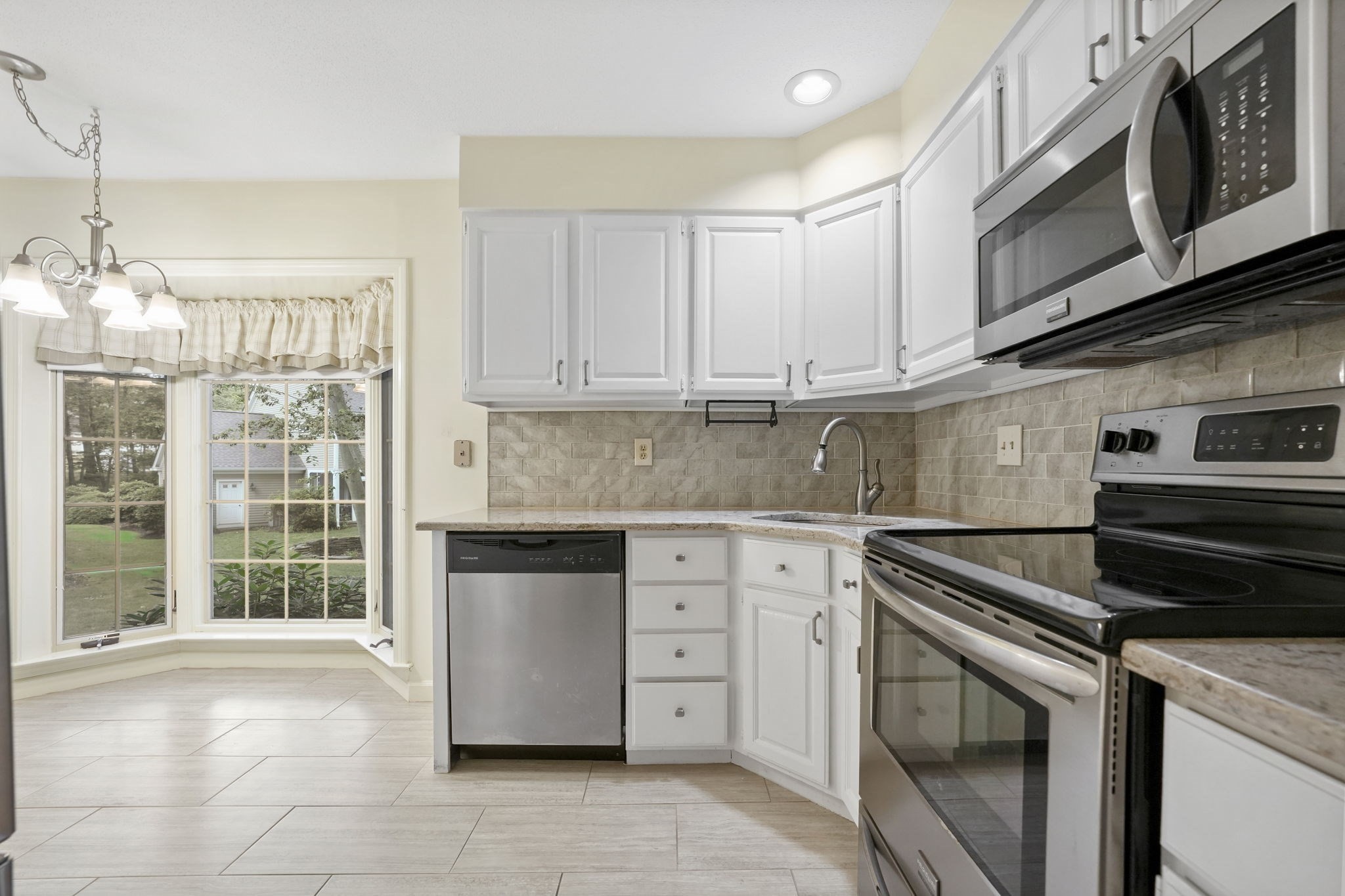 14 Shady Brook # 14 Property Photo 8