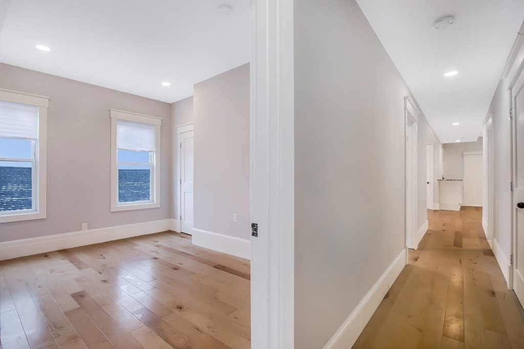 9 Woodward Park St # 1 Property Photo 11