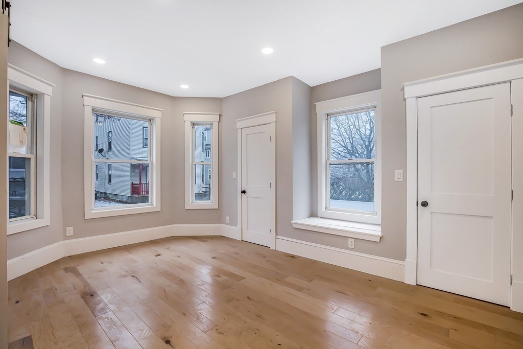 9 Woodward Park St # 1 Property Photo 17