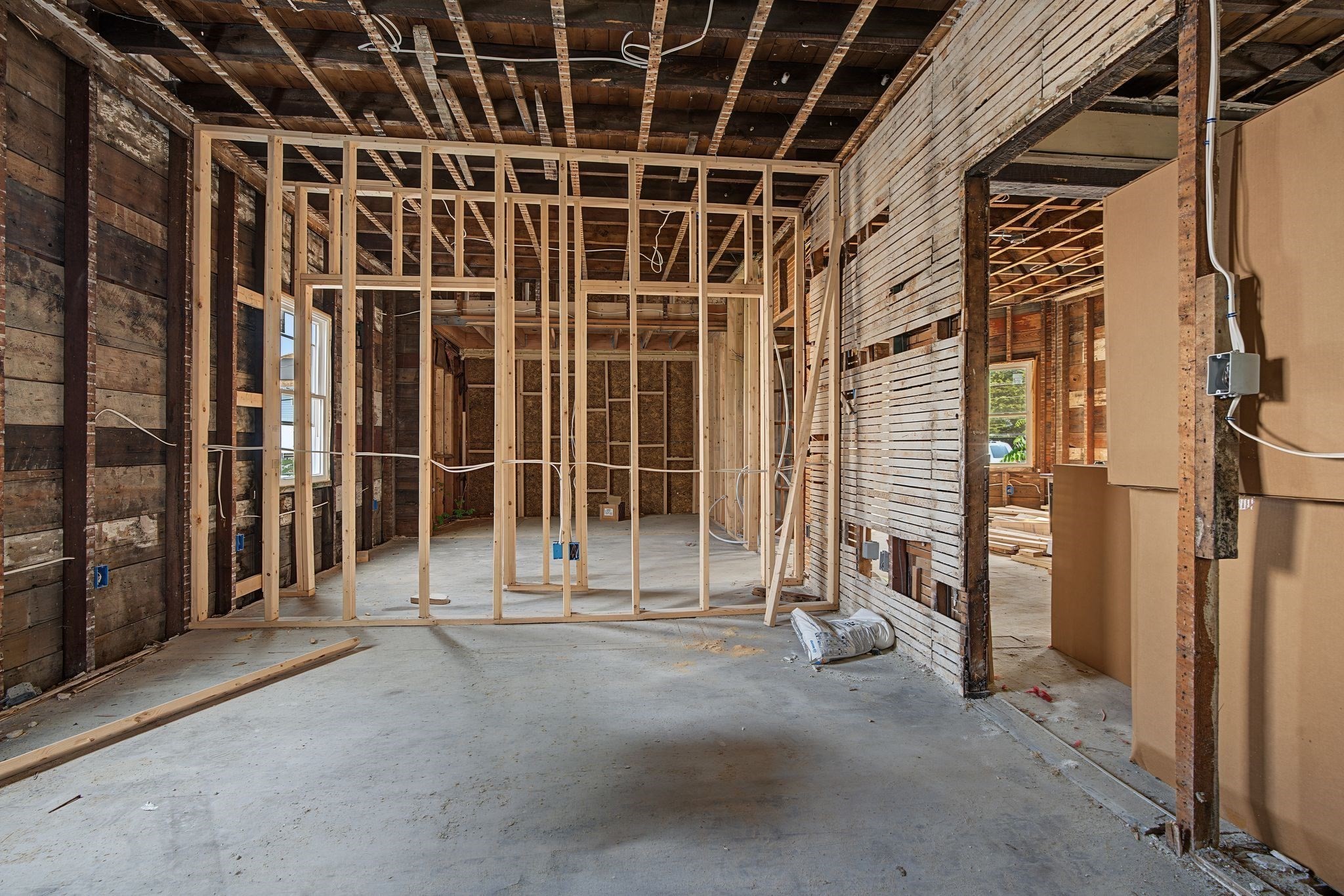 23 Bryan St Property Photo 4