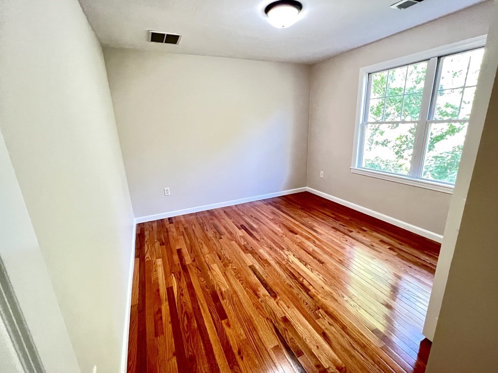 85 E Mountain St # 0 Property Photo 8