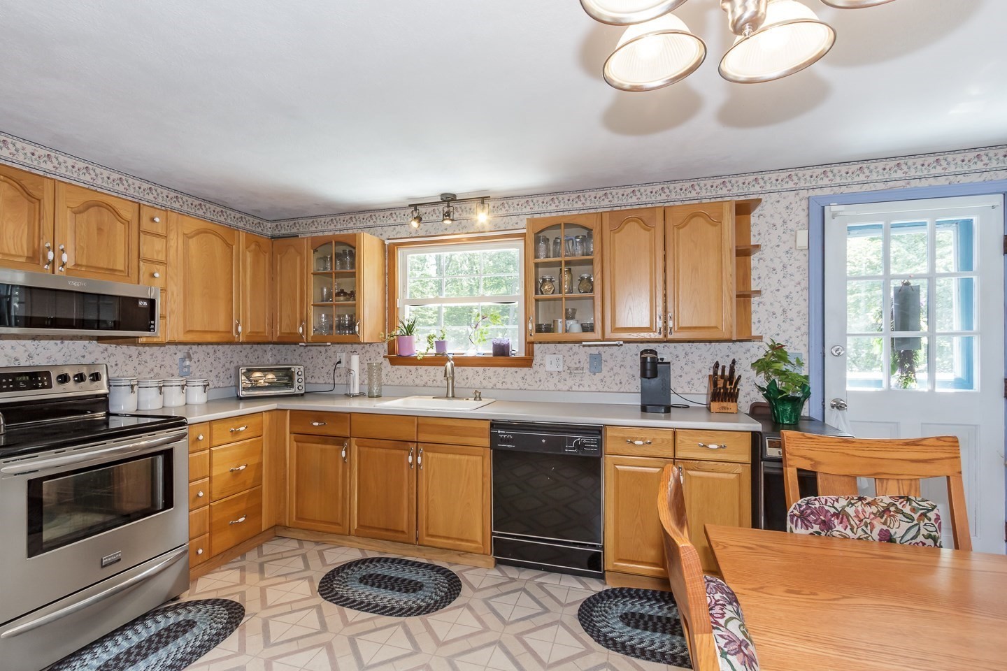 159 Scotland Rd Property Photo 8