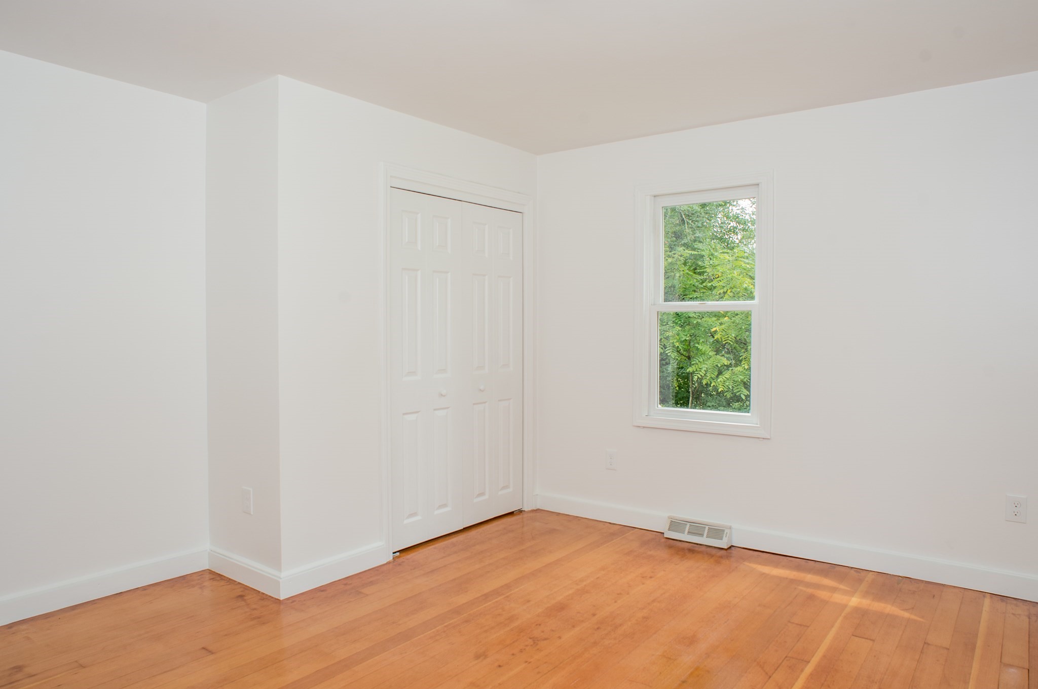198 Union Street Property Photo 12