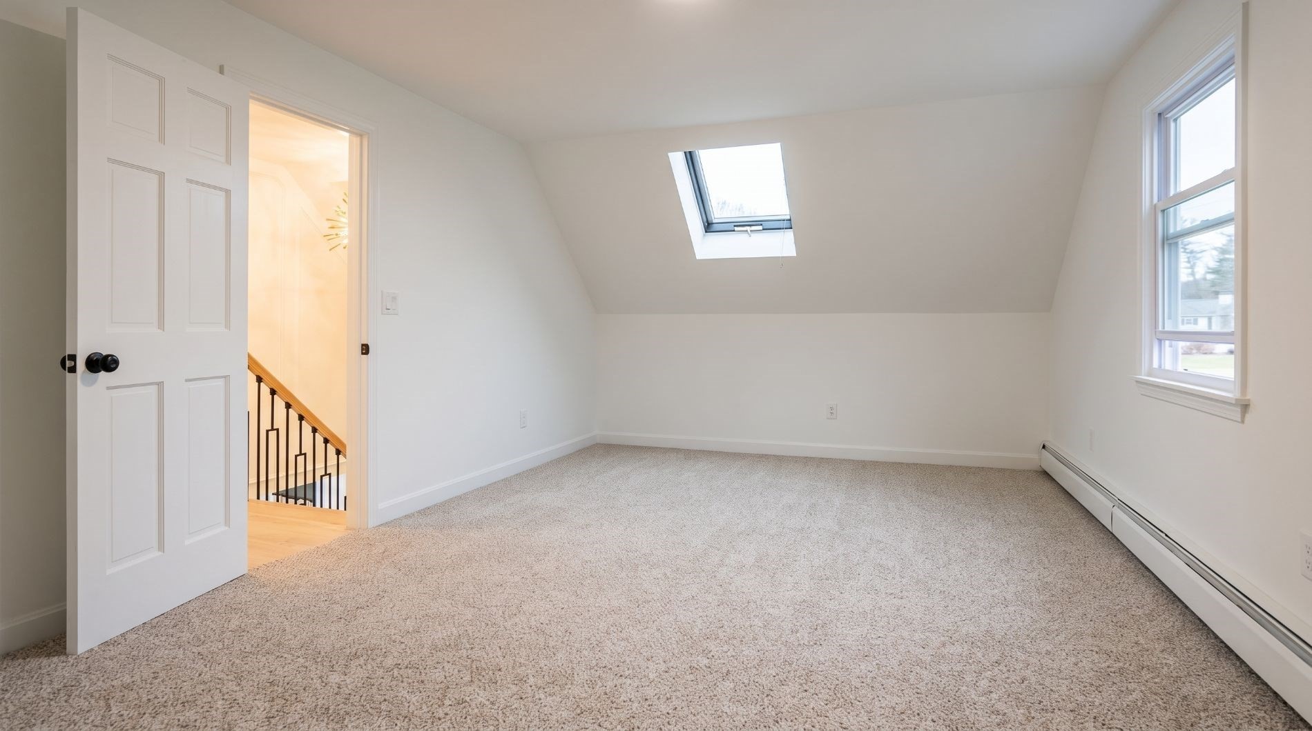 664 Norman St Property Photo 12