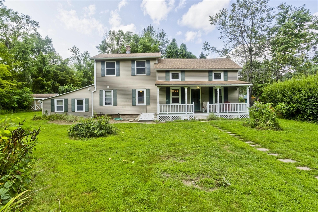 23 Maple St Property Photo 1