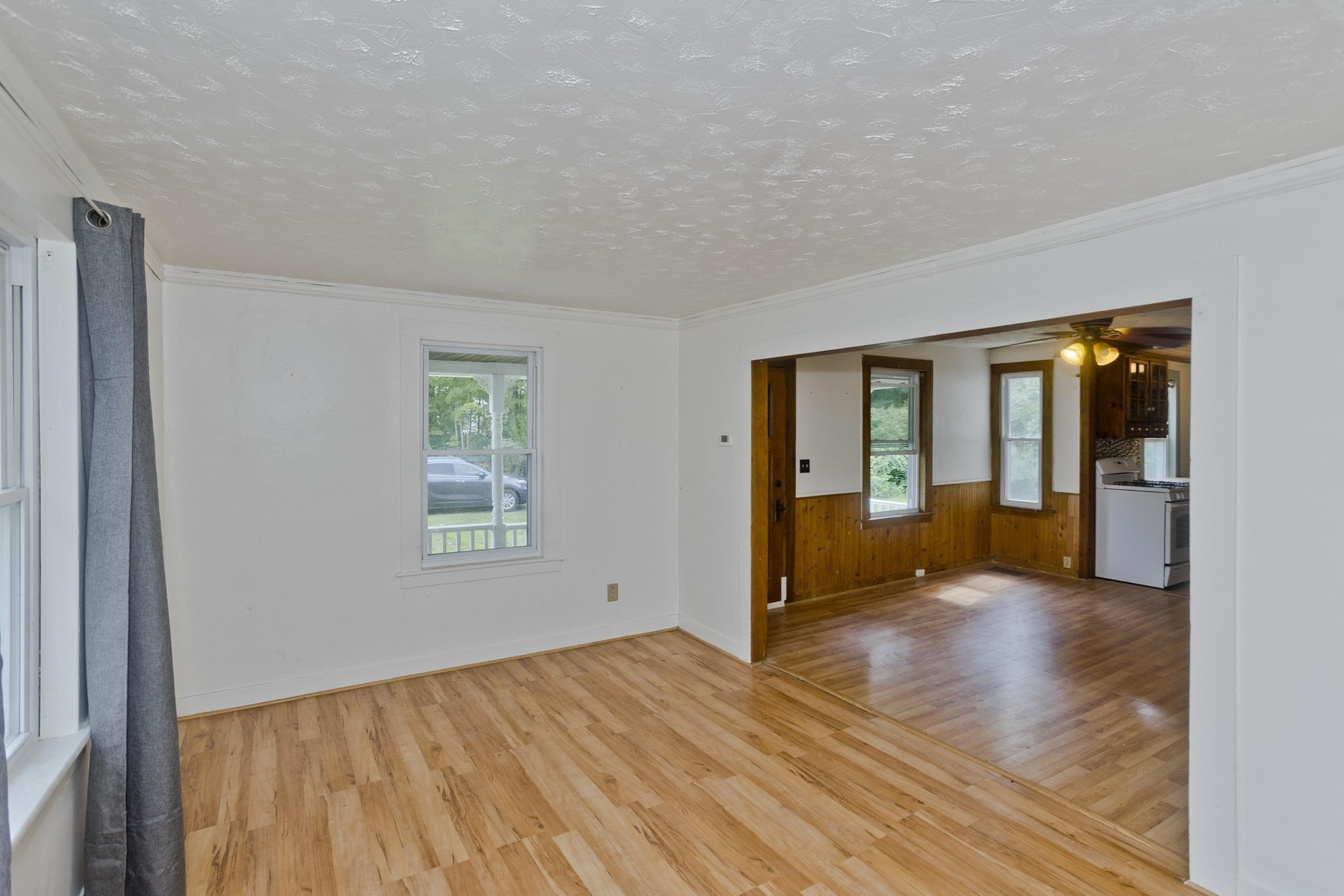 23 Maple St Property Photo 11
