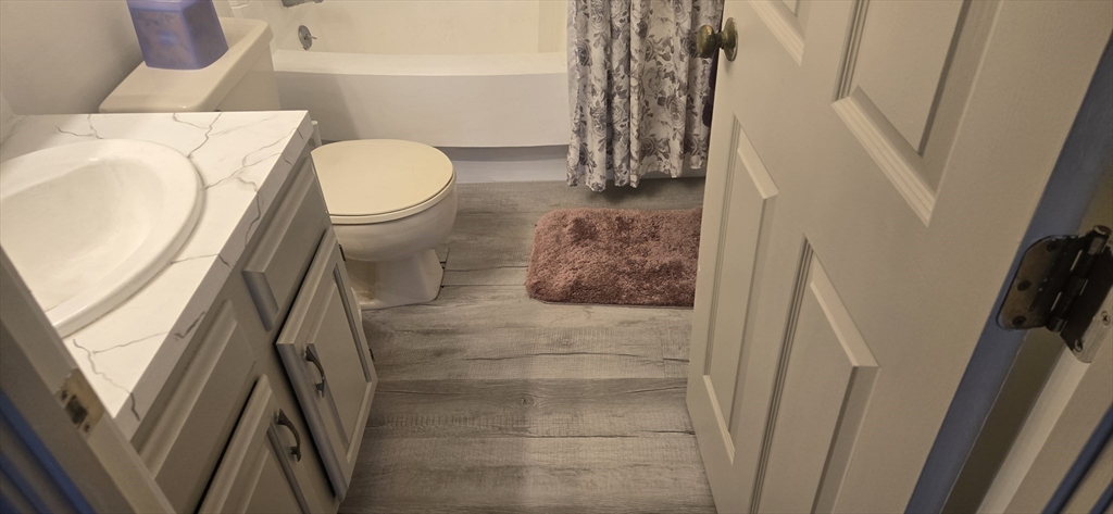 4975 Washington St # 310 Property Photo 10