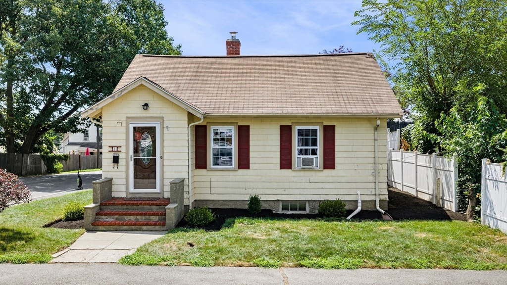 1 Douglass St Property Photo 2