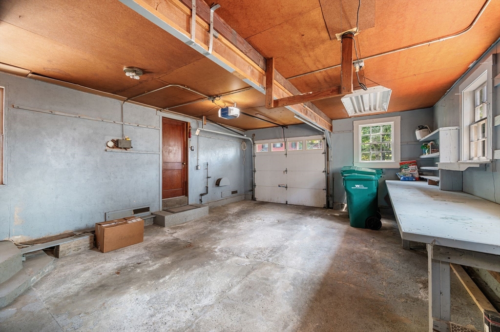 1 Douglass St Property Photo 33