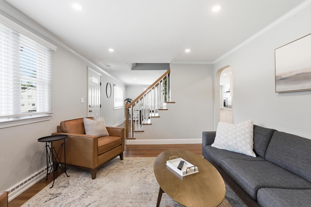 8 Glenwood St Property Photo 11
