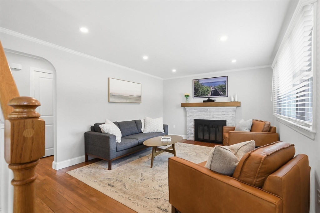 8 Glenwood St Property Photo 13