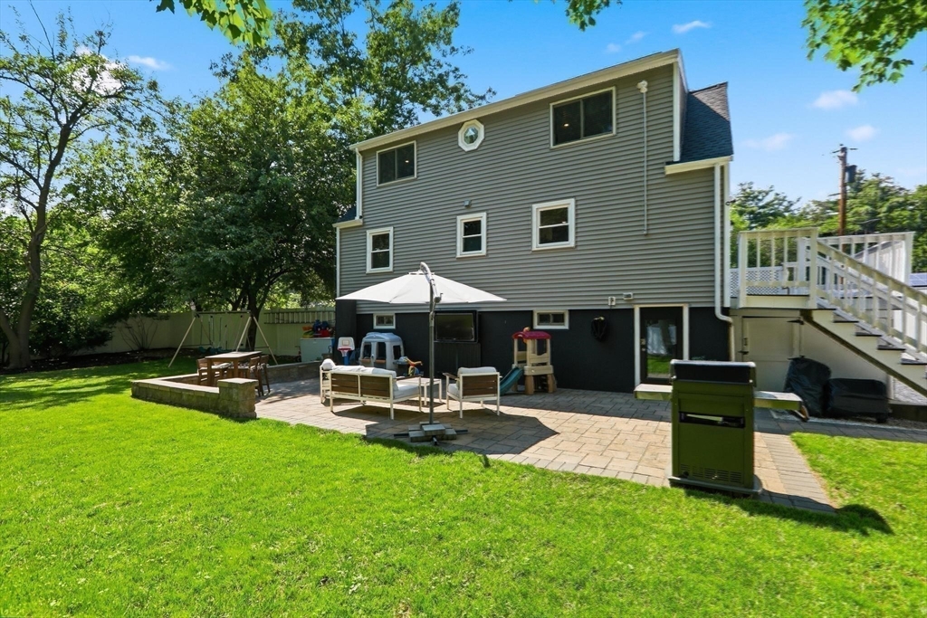 8 Glenwood St Property Photo 29